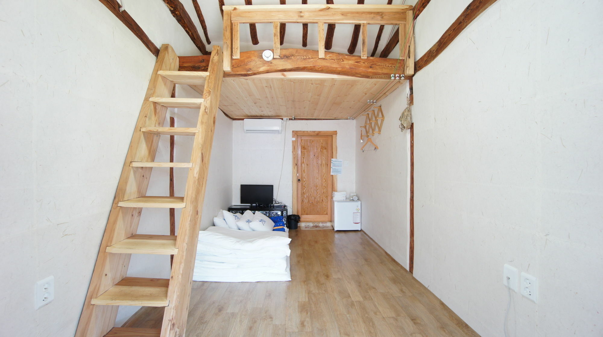 1928 Suimmaru Hanok Guesthouse Jeonju Bagian luar foto