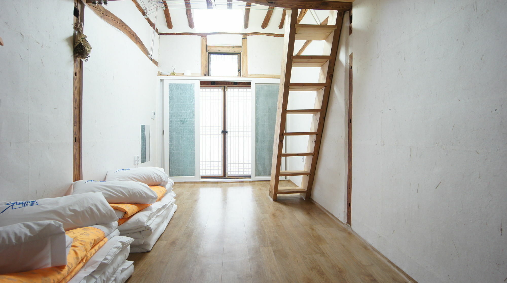 1928 Suimmaru Hanok Guesthouse Jeonju Bagian luar foto