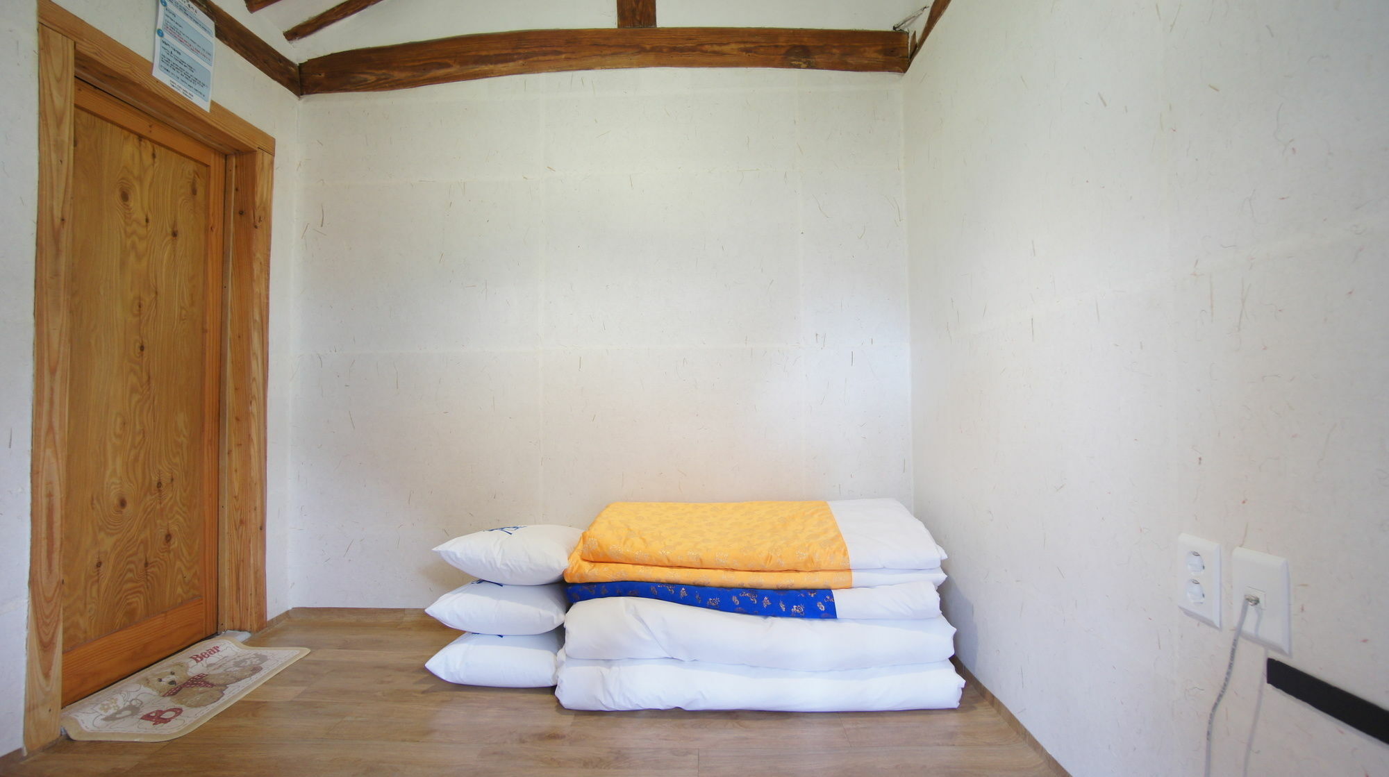 1928 Suimmaru Hanok Guesthouse Jeonju Bagian luar foto