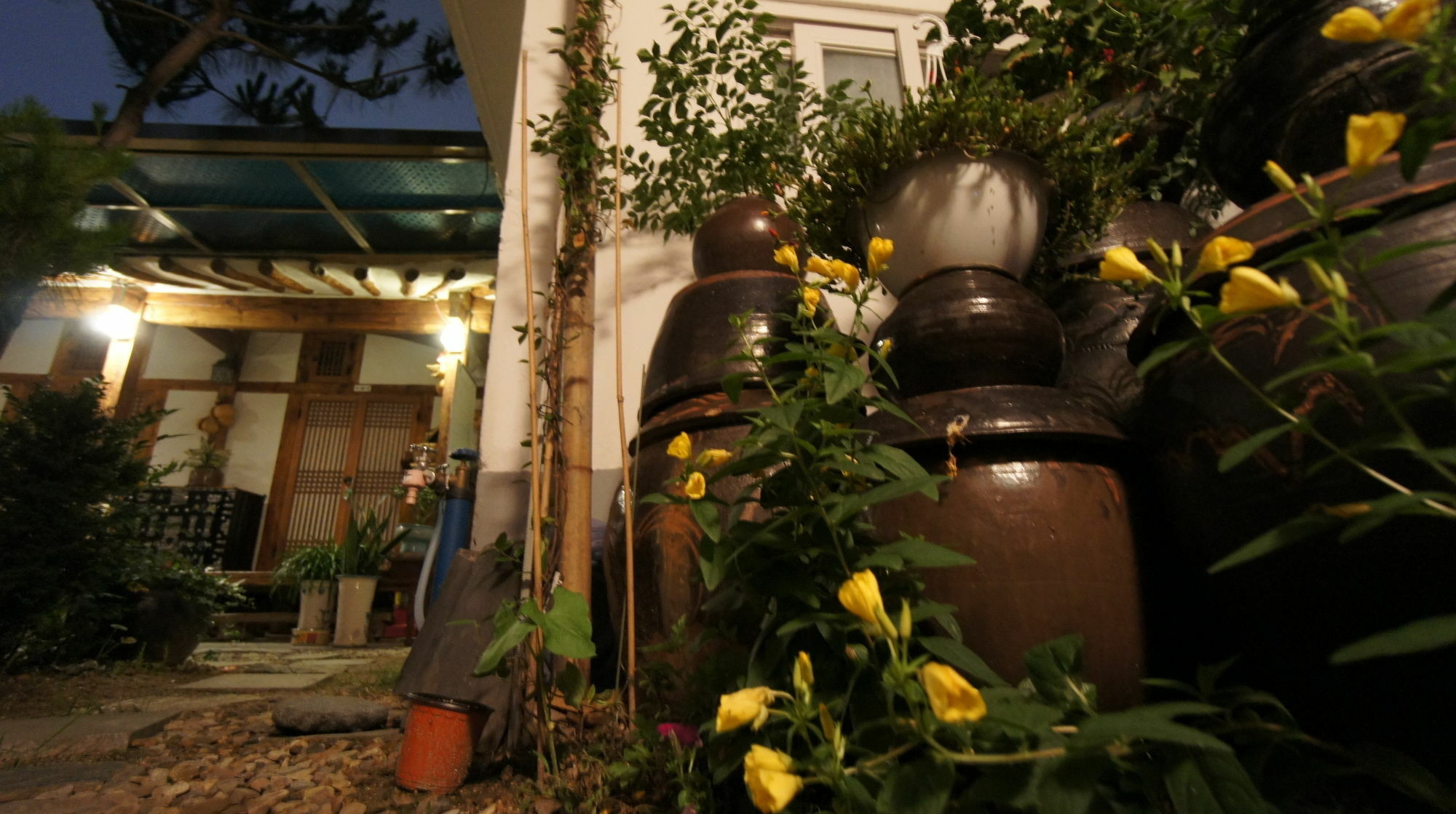 1928 Suimmaru Hanok Guesthouse Jeonju Bagian luar foto